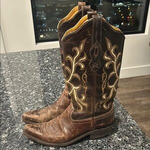 Old West Brown and Tan Ankle Boots